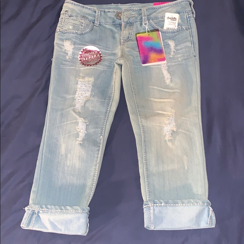 •NEW• Light Washed Distressed Capris